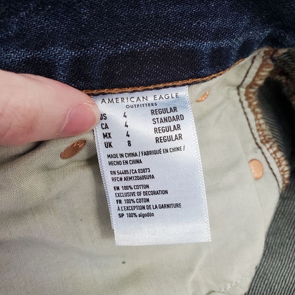 NWT American Eagle Hi-Rise Girlfriend Jean Size 4 Darkness Falls - Picture 6 of 7